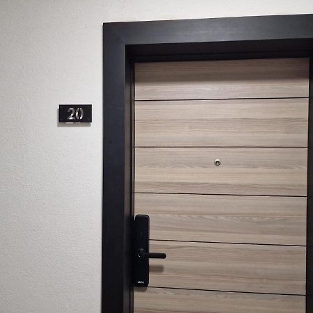 Livia Apartment Нэводари Экстерьер фото