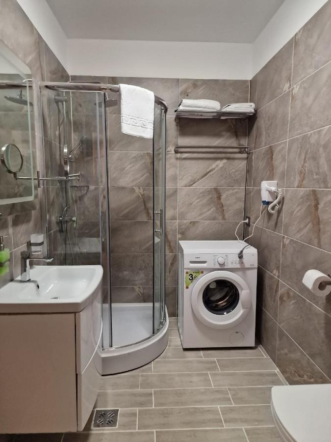 Livia Apartment Нэводари Экстерьер фото