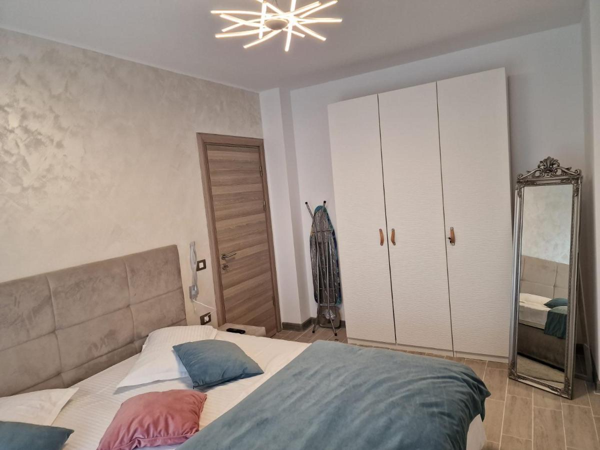 Livia Apartment Нэводари Экстерьер фото